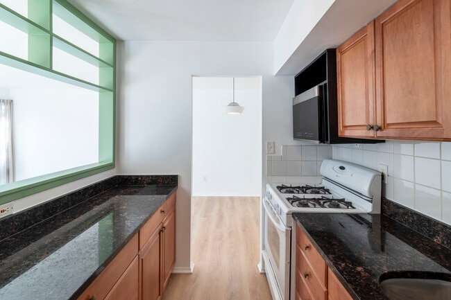 Photo - 104 Birch St Unit A3