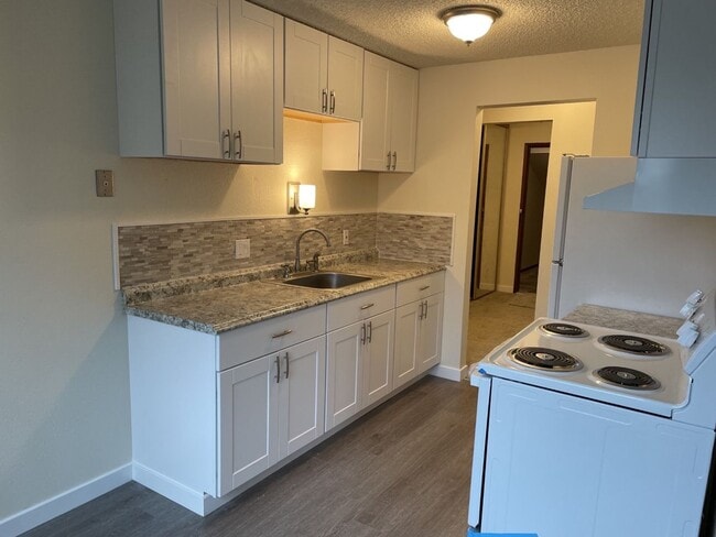 Photo - Nice 1bed 1 bath condo near Green Lake.