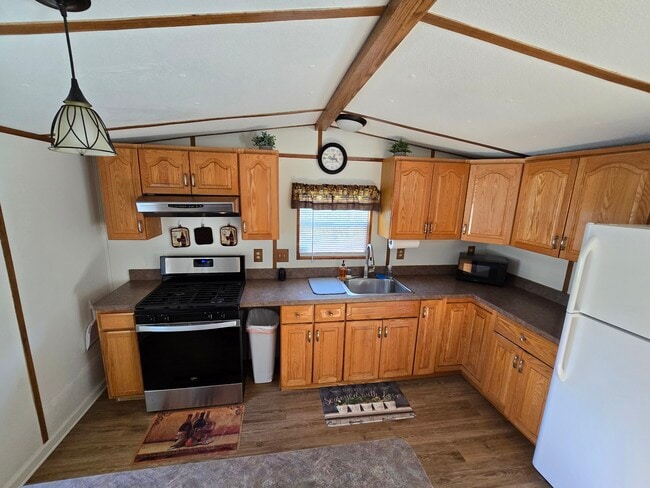 Building Photo - 181 Southerton Ln