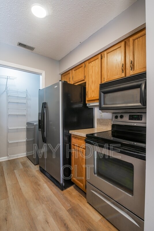 Photo - 8117 Tremaine Ct Unit B