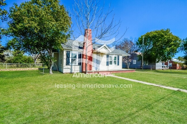 Photo - 304 S Pine St