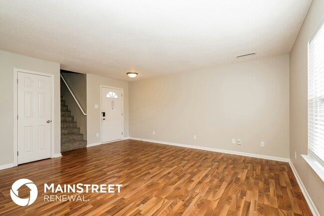 Photo - 1290 Freemont Ln