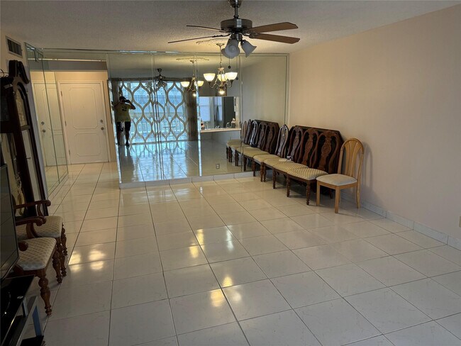 Photo - 301 NE 14th Ave Unit 708