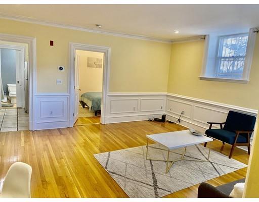 Building Photo - 148 Beacon St Unit 1