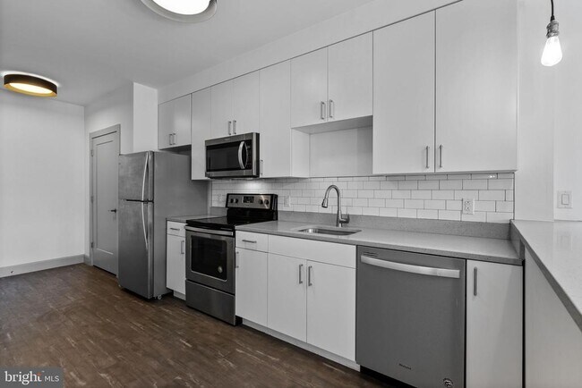 Photo - 303 McMechen St Unit 311