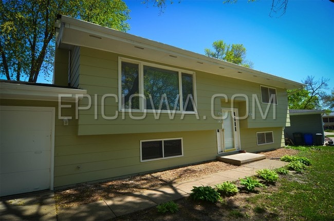 Building Photo - 143 Sunrise Dr NW