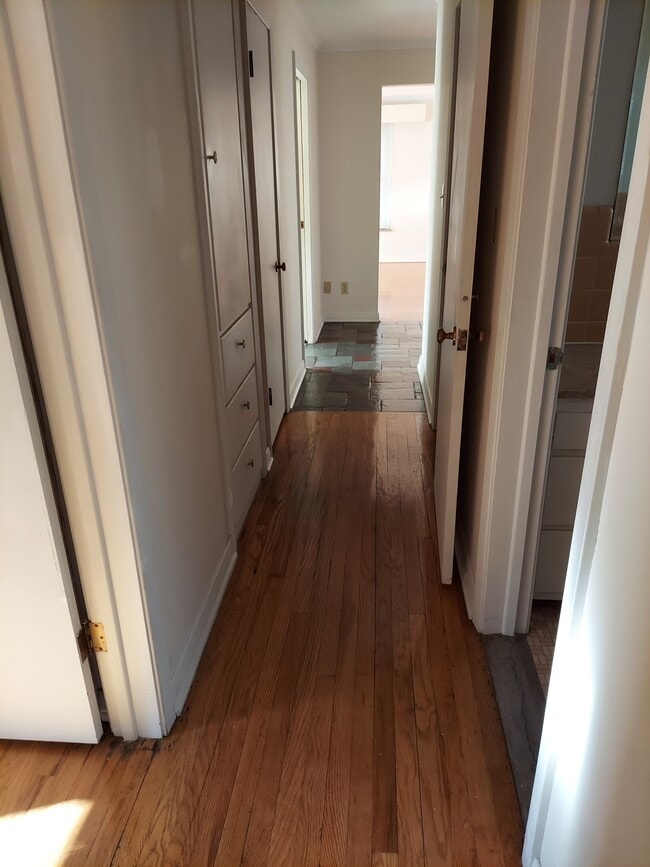 Photo - 2883 Charing Rd Unidad 2883