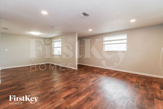 Photo - 6428 Ridge Crest Dr