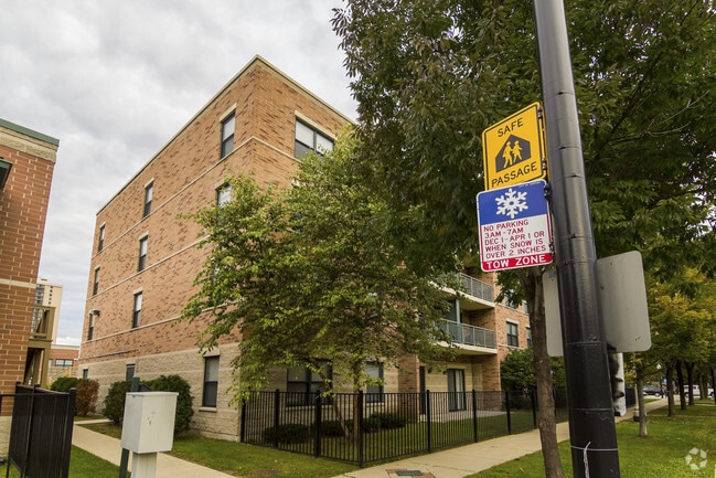 South Park Plaza - South Park Plaza