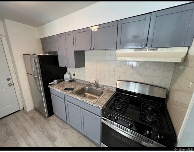 Photo - 16 Knowles St Unit 1st Floor