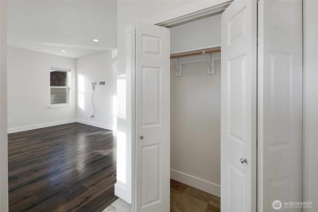 Photo - 85 Gerard Ln