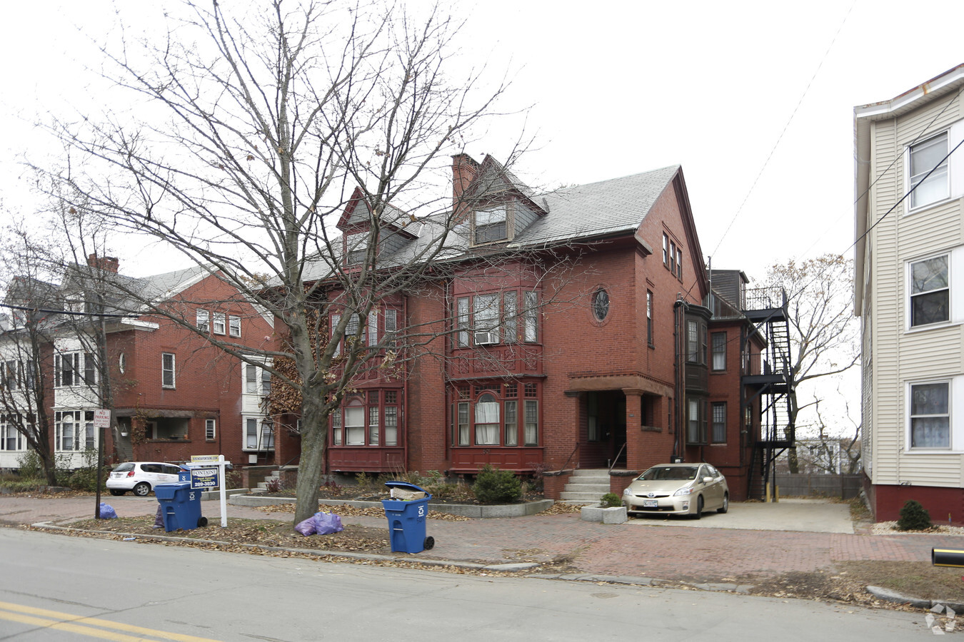 Park, Cumberland & Woodford - Park, Cumberland & Woodford Apartments