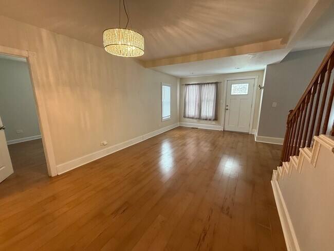 Photo - 15036 W Russell Rd