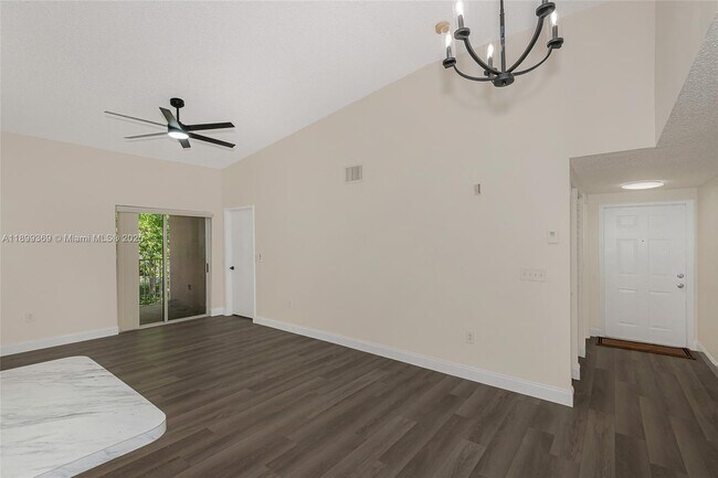 Photo - 3211 Sabal Palm Manor Unit 202