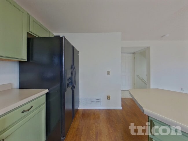 Photo - 5504 Vermillion Bluffs Dr