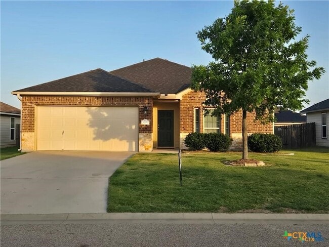 Building Photo - 1214 Jamestown Dr