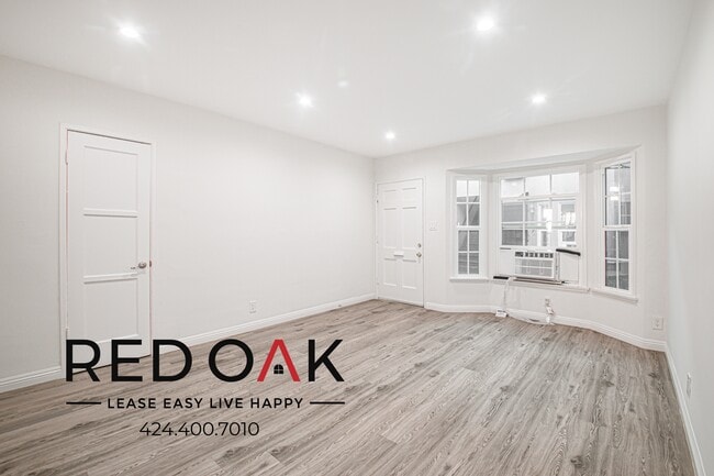 Building Photo - 2601 W 48th St Unit 2605 Rental
