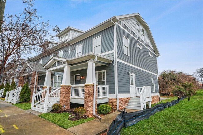 Photo - 617 Chestnut St
