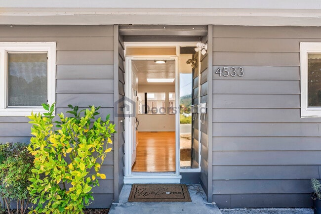 Photo - 4533 Utah Dr