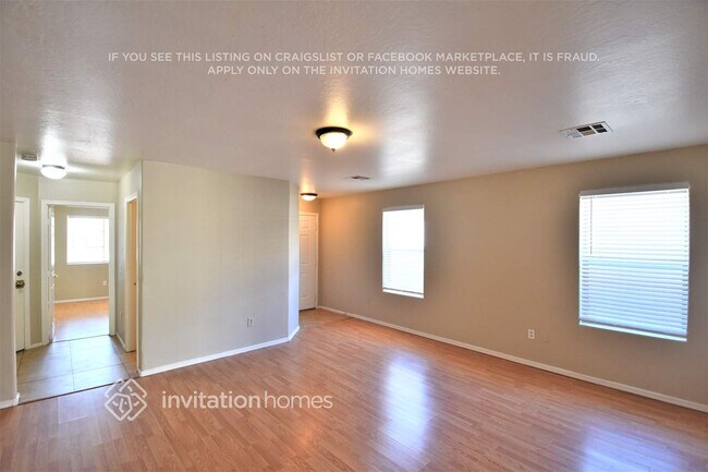 Photo - 5621 S 11th Pl