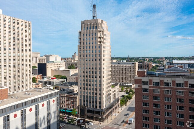 Photo - The Wisconsin Tower Apartments