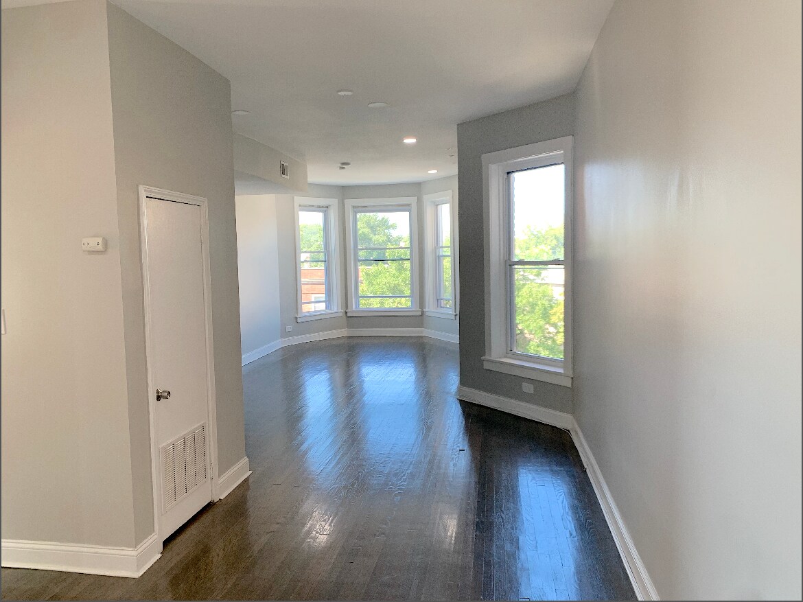 Photo - 4421 W Jackson Blvd Unit 2