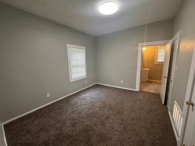 Photo - 1203 Houston St Unidad B