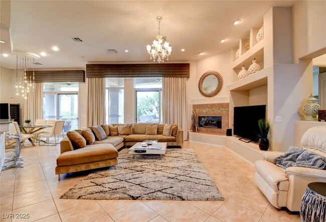 Photo - 304 Mesa Rim Ct