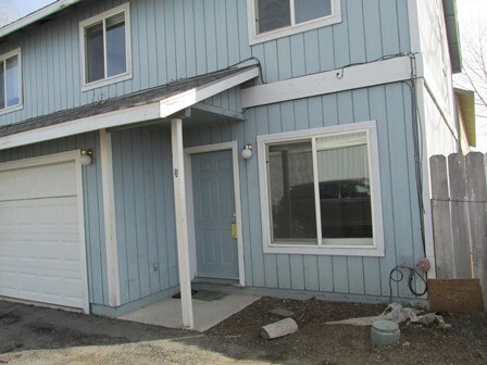 THREE BEDROOM TWO 1/2 BATH TOWNHOUSE! - THREE BEDROOM TWO 1/2 BATH TOWNHOUSE!