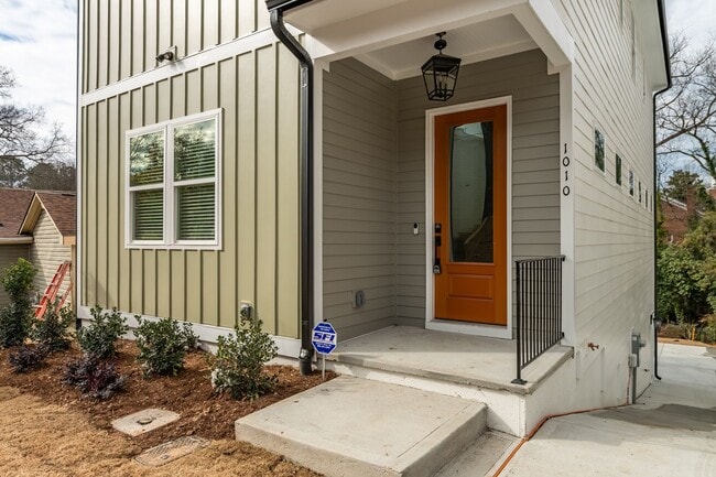 Photo - Gorgeous 4-bedroom, 4-bathroom Modern Home Durham, NC