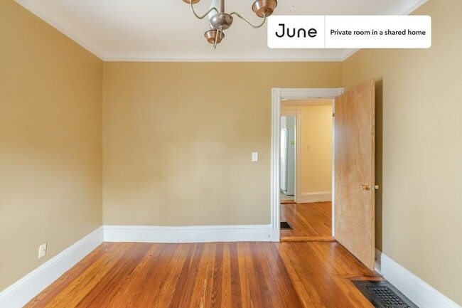 Photo - Room in Shared 4 bed/1 bath home Unidad C