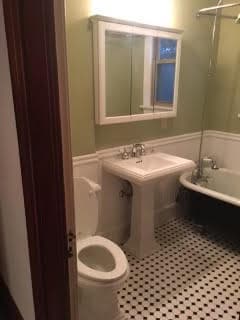 Photo - 2044 Kinzie Ave
