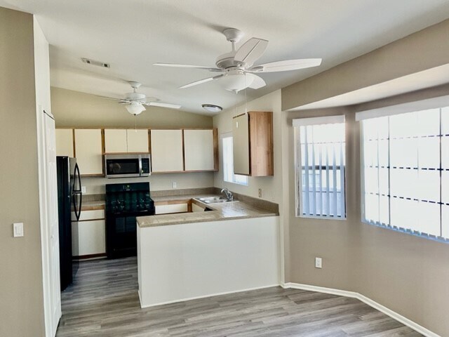 Photo - Bermuda Dunes Courtyard