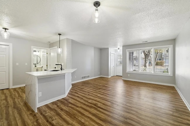 Photo - 811 Burr Oaks Dr Unit 407