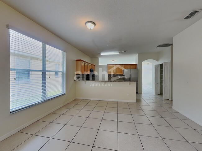 Photo - 1130 Cherry Valley Way