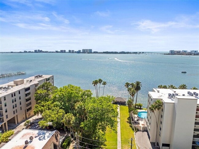 Photo - 30 Turner St Unidad 704