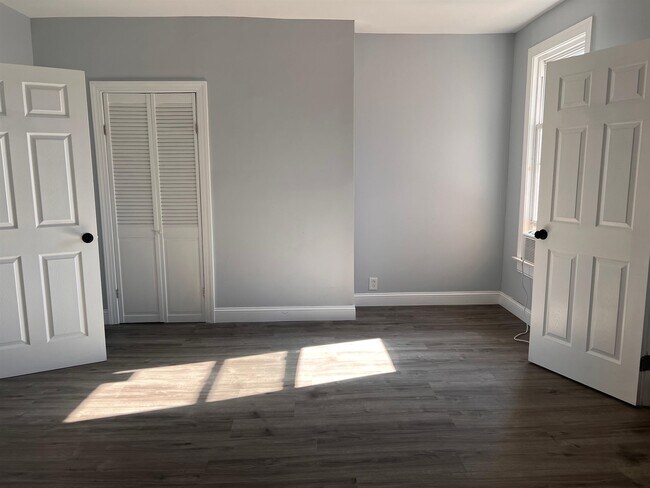 Photo - 7 Beacon Ave Unit 2nd Floor