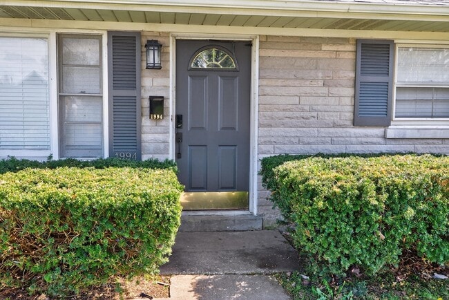 Photo - 1994 Brynell Dr