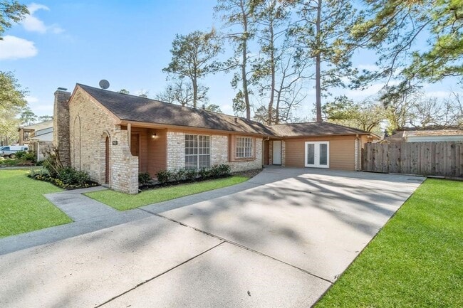 Photo - 29031 Elmwood Dr