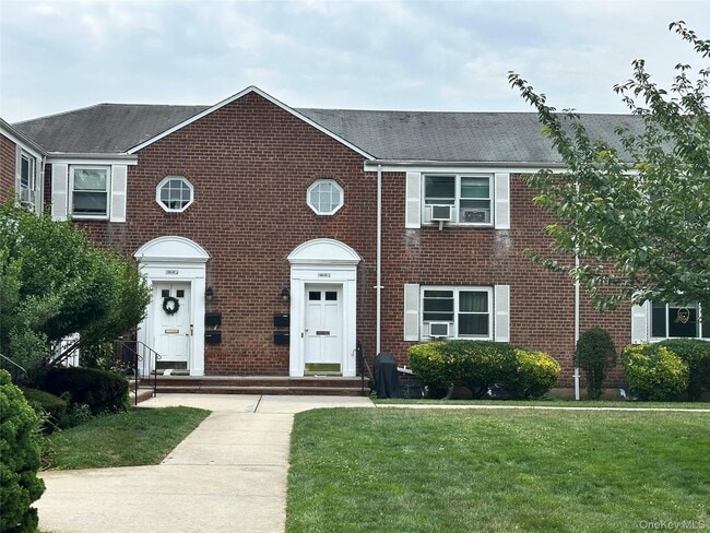 Building Photo - 260-49 Langston Ave Unit A