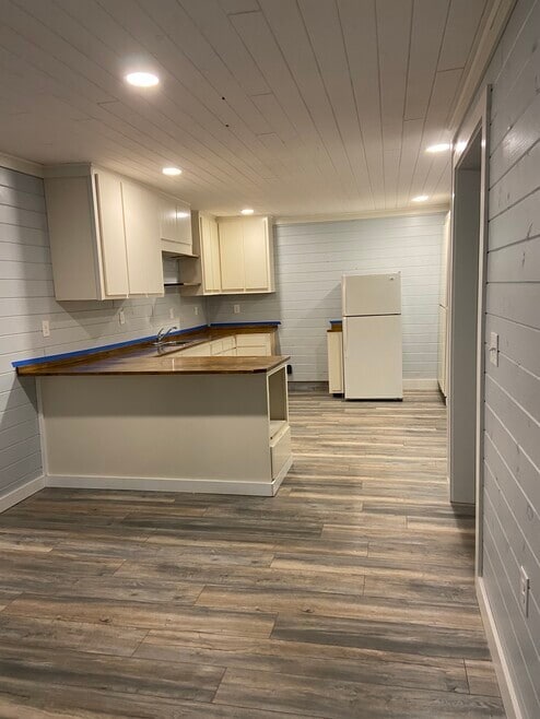 Photo - 212 Westwood Dr Unit Apt 1