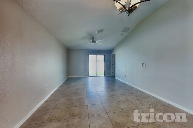 10129 Carloway Hills Dr