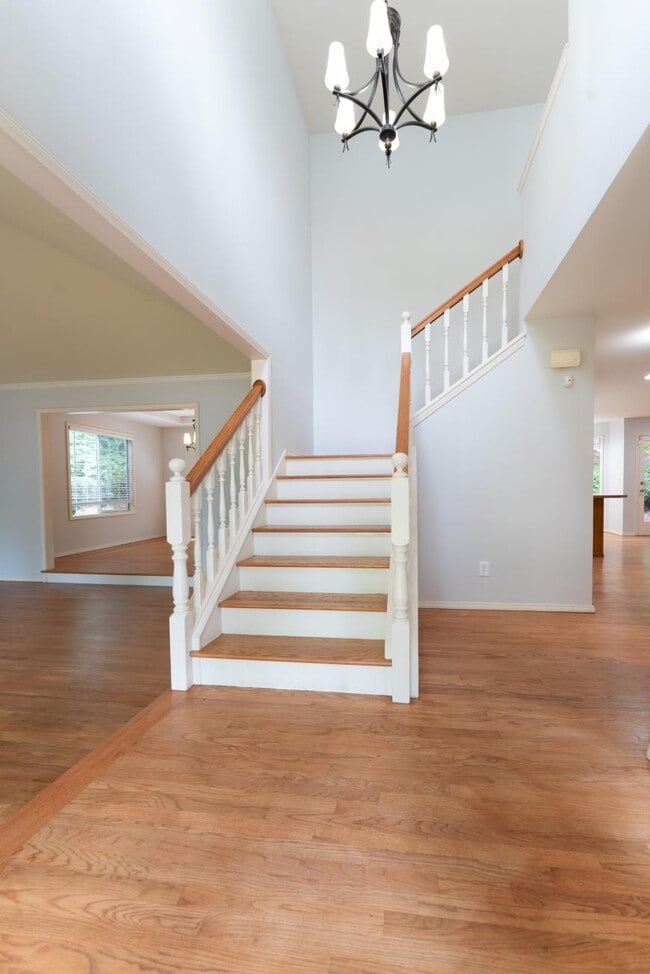 Photo - 3 bedroom in Bellevue WA 98007