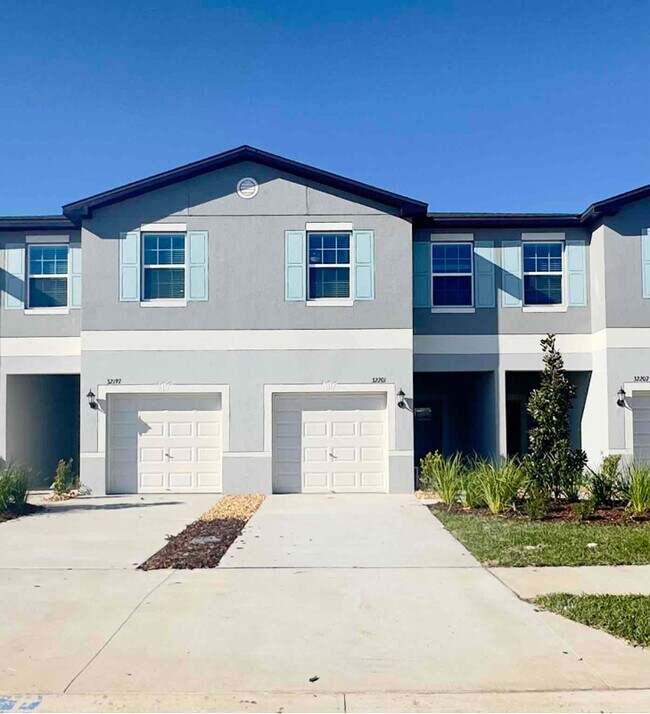 Photo - 32201 Powderpuff Mimosa Dr