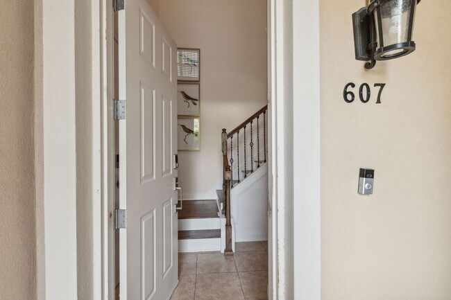 Photo - 95282 Summerwoods Cir Unit 607