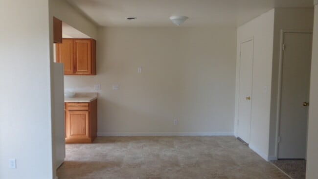 Photo - Nice Upgraded Condo