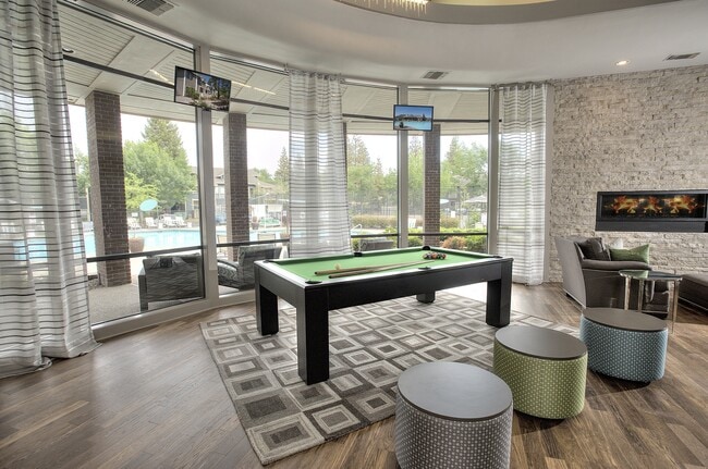 Deer Valley Apartment Homes