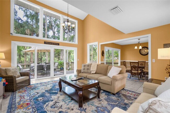 28 River Trail Dr