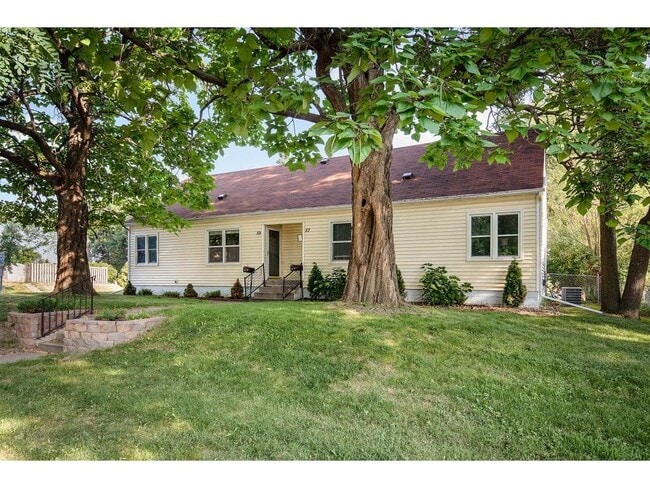 Front - 57 Logan Ave W Rental