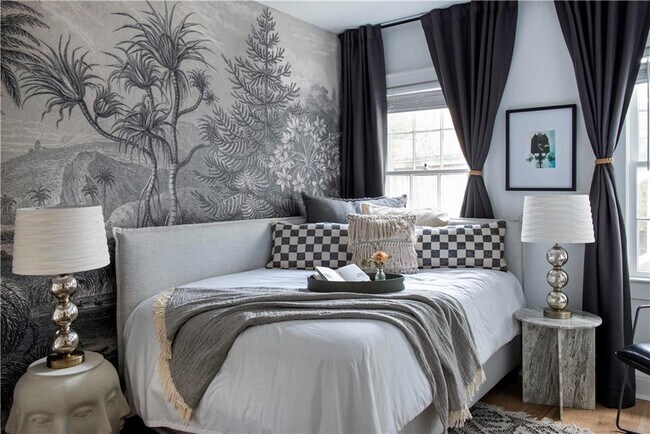 Photo - 418 Sinclair Ave NE